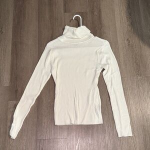 Women’s Ribbed Turtleneck Long Sleeve Top - White